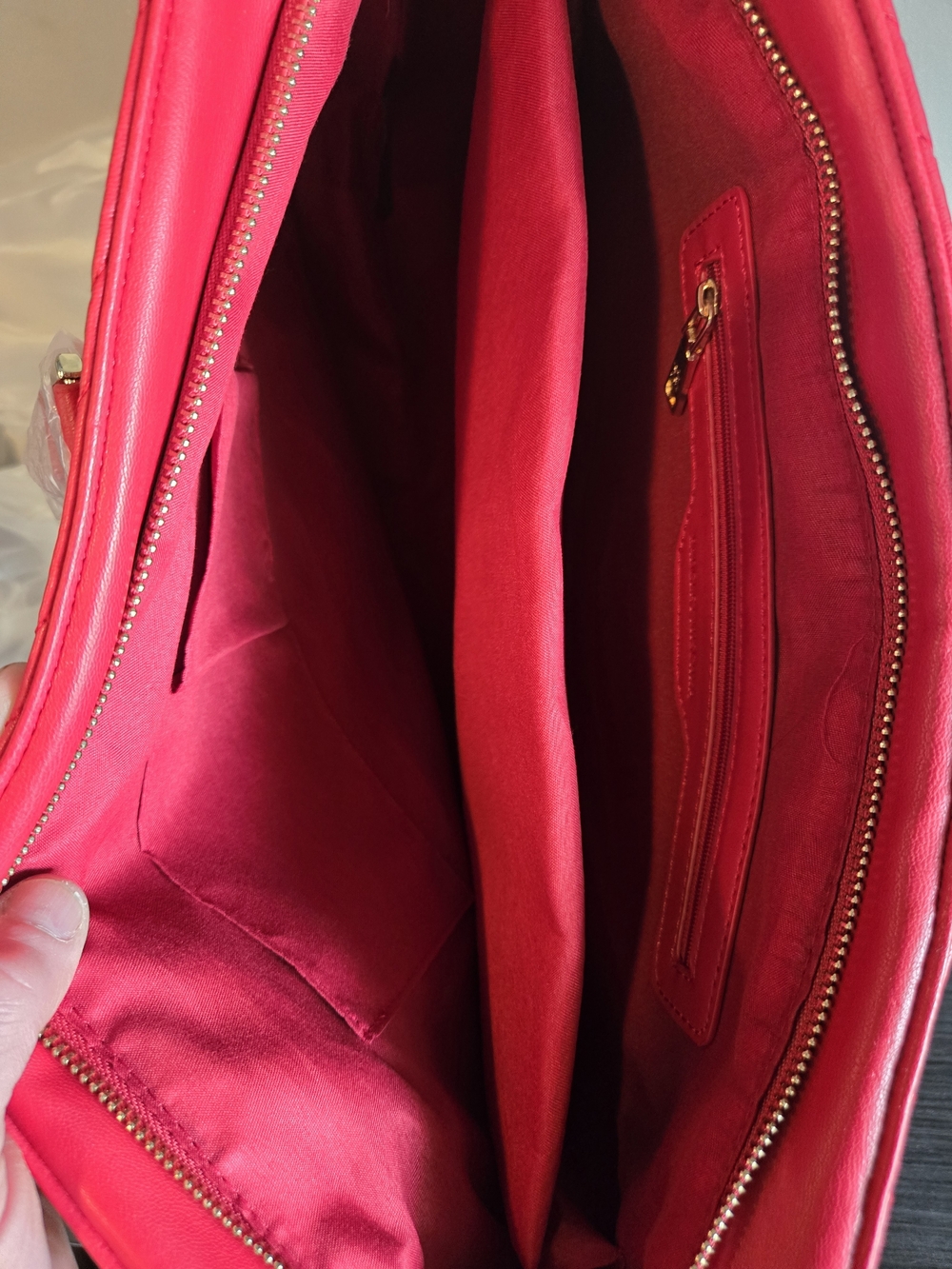 Badgley Mischka Red Quilted Tote Bag Gold Logo Shoulder Bag NEW - Picture 4 of 7